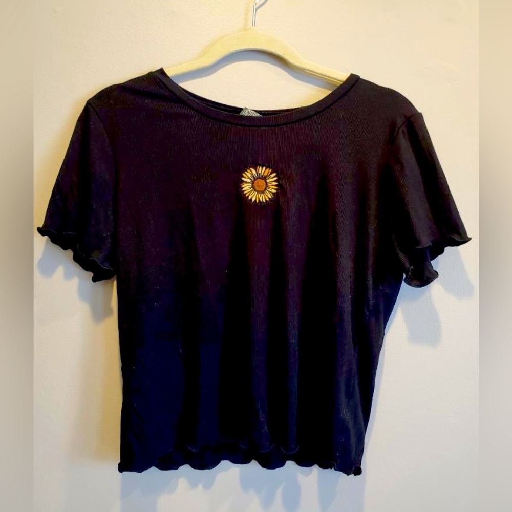 Wild Fable Sunflower Crop Top